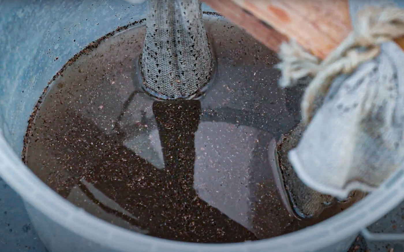 Cómo hacer la Solución Microbiana Jadam (JMS)